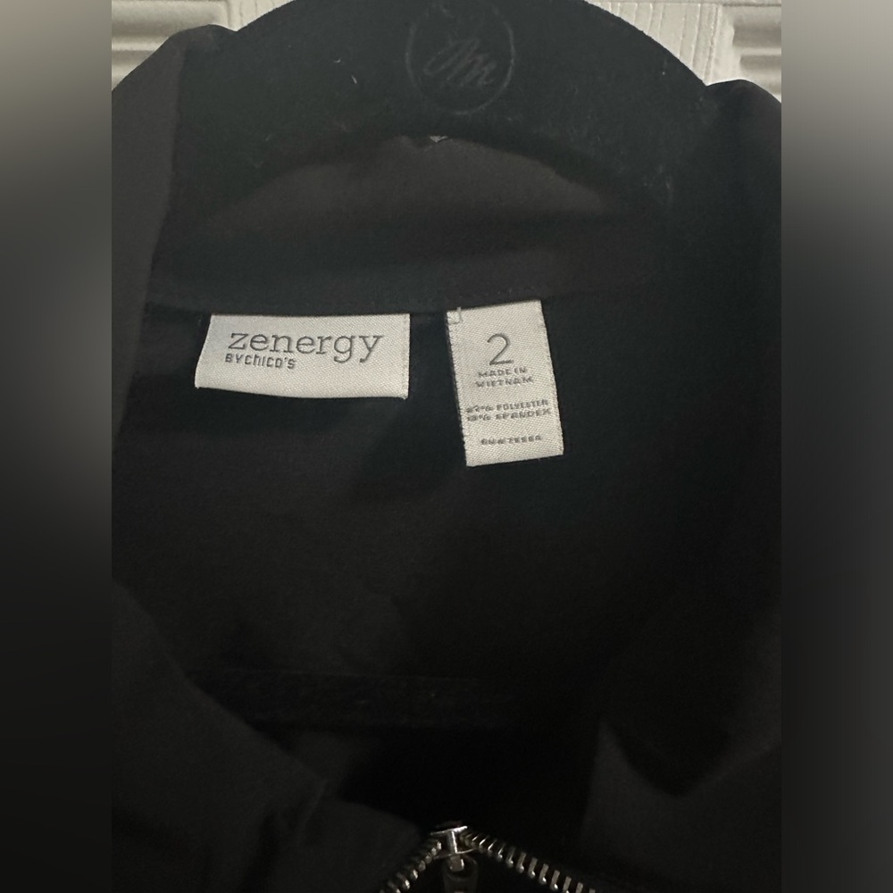 Zenergy by Chico’s Black Zip Lightweight Jacket size 2 - Picture 2 of 7